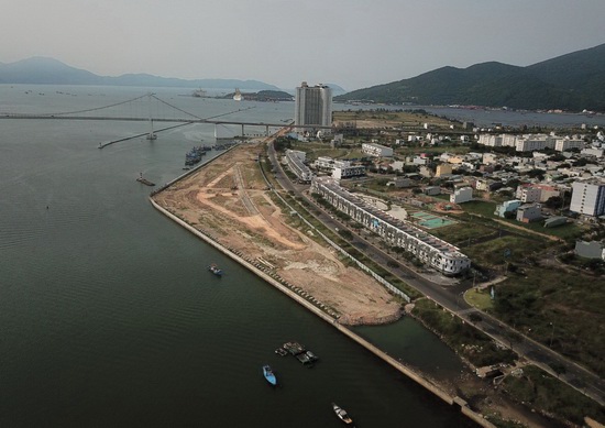Đà Nẵng tạm dừng dự án lấn sông Hàn - Ảnh 1