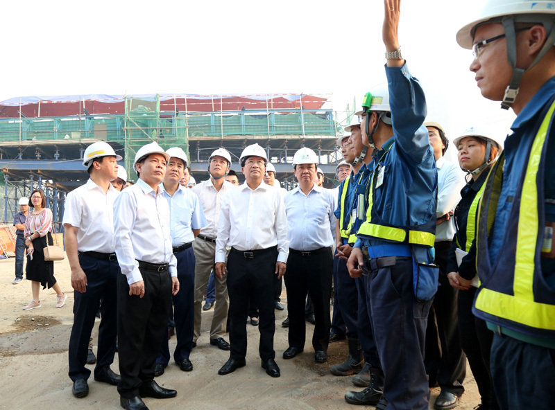 Phó Thủ tướng Trịnh Đình Dũng: Tập trung đẩy nhanh các dự án trọng điểm tại Hà Nội - Ảnh 1