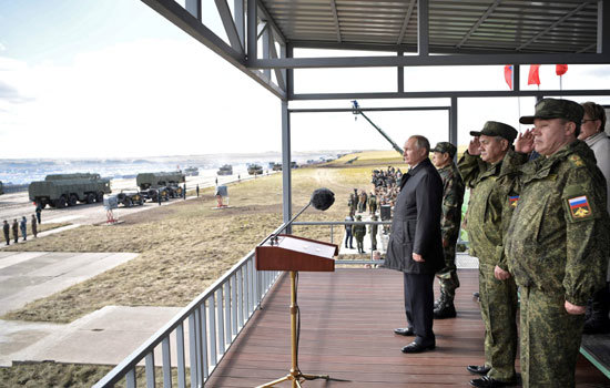 Tổng thống Putin thị sát tập trận Vostok-2018, cam kết tăng cường sức mạnh quân đội Nga - Ảnh 1