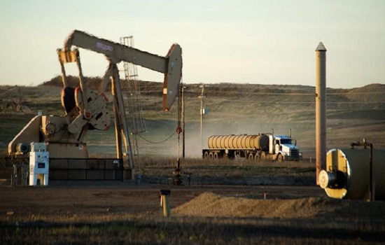 OPEC có thể giữ nguyên thỏa thuận cắt giảm khiến giá dầu tăng 2% - Ảnh 1