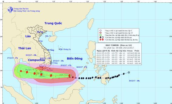 Bão số 16 tăng tốc trên Biển Đông, giật cấp 15, sóng cao 10m - Ảnh 1