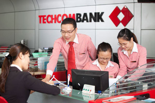 Techcombank và chiến lược kinh doanh ngược xu hướng - Ảnh 1