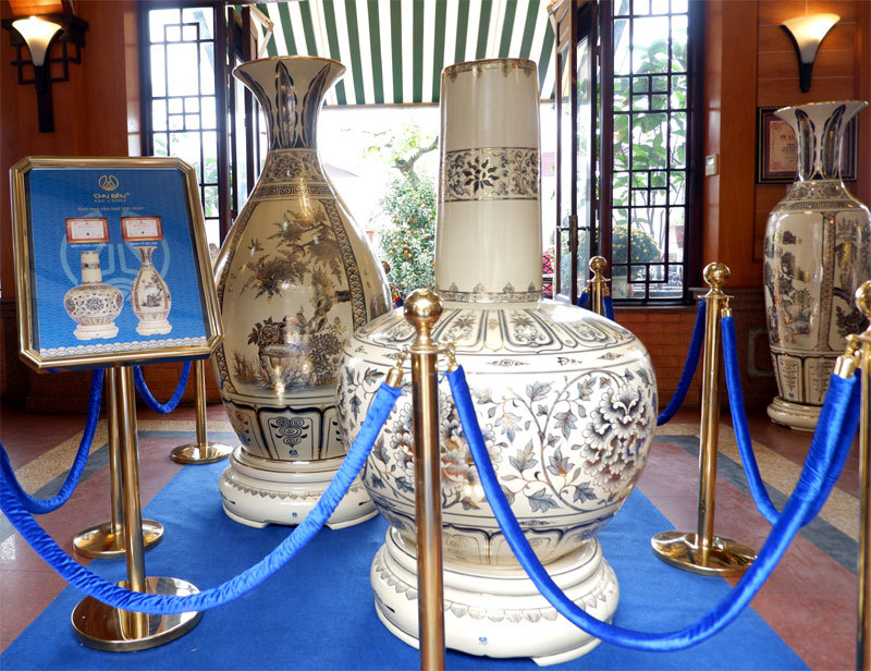 5 dòng sản phẩm gốm Chu Đậu làm quà tặng được trưng bày nhân Hội nghị thượng đỉnh Mỹ - Triều - Ảnh 11