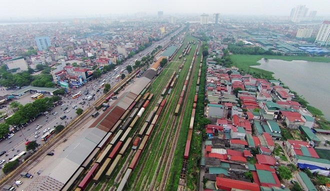 Hoàng Mai: Bắt tay thực hiện nhiệm vụ ngay từ những ngày đầu, tháng đầu - Ảnh 1