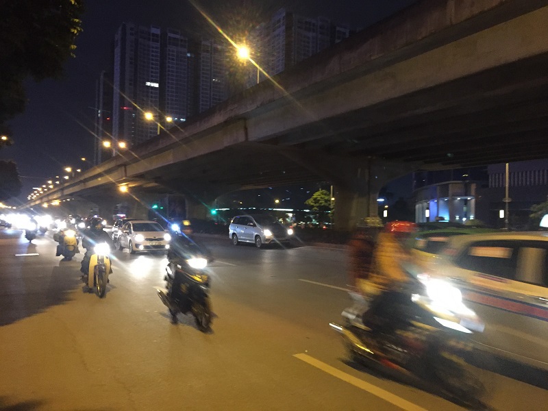 Giao thông Hà Nội ngày đầu năm 2019: Đường phố thông thoáng, tắc nghẽn không xảy ra - Ảnh 1