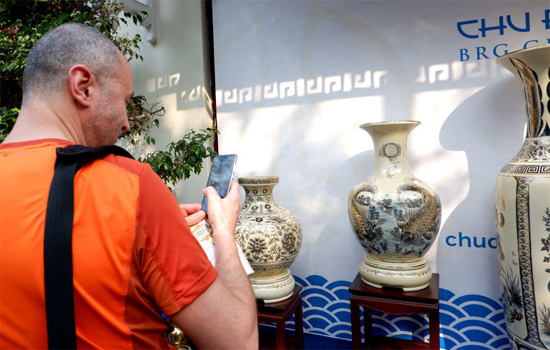 5 dòng sản phẩm gốm Chu Đậu làm quà tặng được trưng bày nhân Hội nghị thượng đỉnh Mỹ - Triều - Ảnh 4