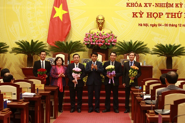 Hà Nội bầu bổ sung 4 Ủy viên UBND Thành phố nhiệm kỳ 2016 - 2021 - Ảnh 2