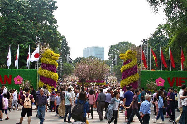 Lễ hội hoa anh đào Nhật Bản - Hà Nội 2019 kéo dài đến 2/4 - Ảnh 3