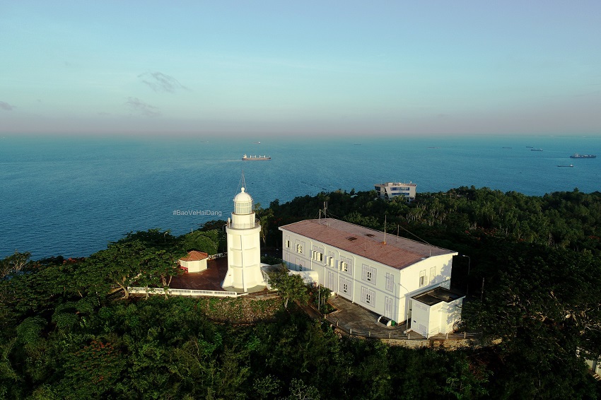 Bảo vệ và gìn giữ vẻ đẹp cho ngọn hải đăng thứ hai của Việt Nam - Ảnh 1