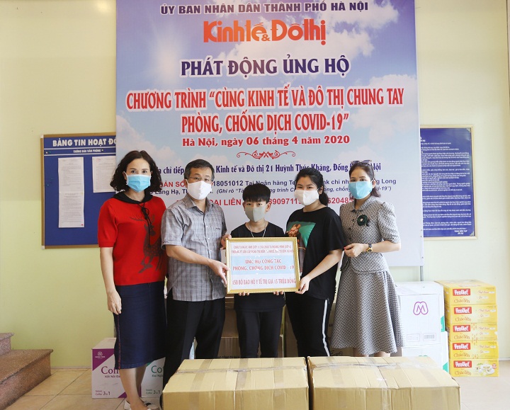 Báo Kinh tế & Đô thị chung tay ủng hộ Bệnh viện Phổi Hà Nội và TTYT quận Hà Đông chống dịch Covid-19 - Ảnh 3