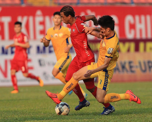 Vòng 10 V-League 2019: Hà Nội FC tìm lại chiến thắng, HAGL thoát thua kịch tích - Ảnh 3