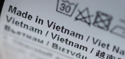 Thông tư về hàng hóa “made in Vietnam”: Loại bỏ hàng ngoại đội lốt hàng Việt - Ảnh 1