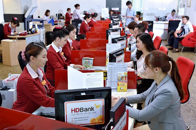 Báo cáo thường niên 2019, HDBank định hướng phát triển “Happy Digital Bank” - Ảnh 1