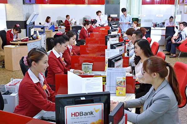 Triển vọng nào cho cổ phiếu HDBank? - Ảnh 1