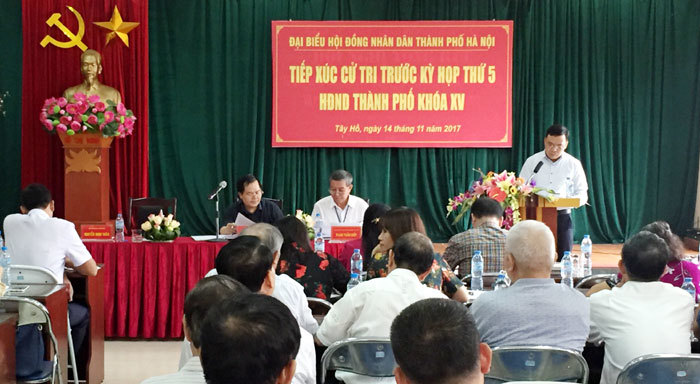 Đại biểu HĐND TP Hà Nội tiếp xúc cử tri tại quận Tây Hồ - Ảnh 1