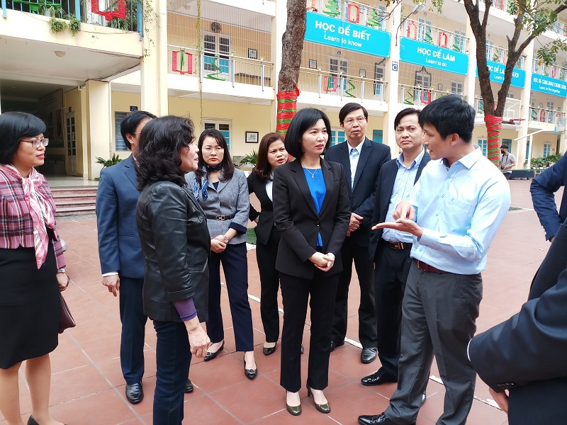 Phó Chủ tịch HĐND TP Phùng Thị Hồng Hà: Quận Nam Từ Liêm tổ chức thực hiện tốt công tác phòng dịch Covid-19 - Ảnh 1