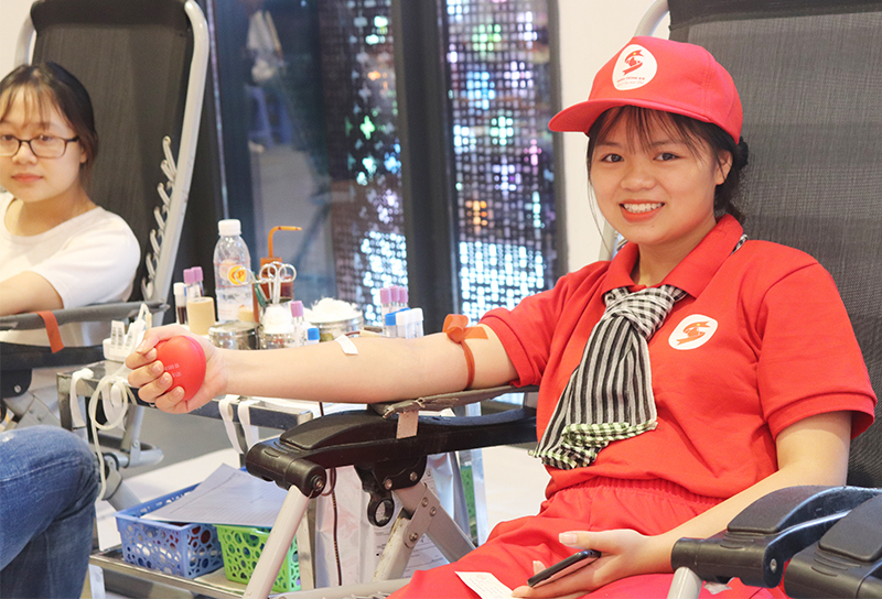 Hàng vạn người dân tham gia hiến máu Hành trình Đỏ 2019 - Ảnh 6