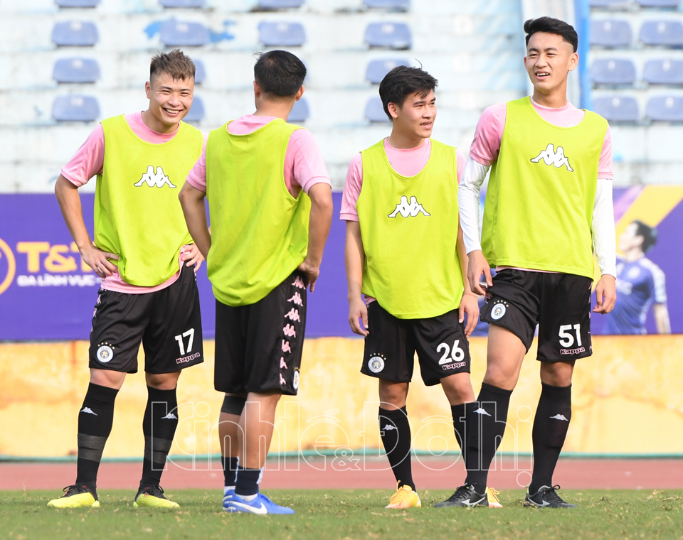[Ảnh] Quang Hải và Đình Trọng chấn thương, bỏ ngỏ khả năng ra sân ở trận Siêu cup Quốc gia 2019 - Ảnh 1