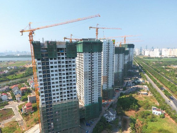 TP Hồ Chí Minh: Thị trường bất động sản “tê liệt”, doanh nghiệp đứng trước nguy cơ phá sản - Ảnh 1