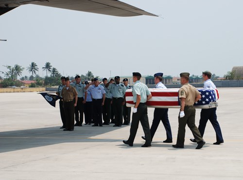 Việt Nam bàn giao 2 hài cốt quân nhân Mỹ trong đợt trao trả lần thứ 148 - Ảnh 1