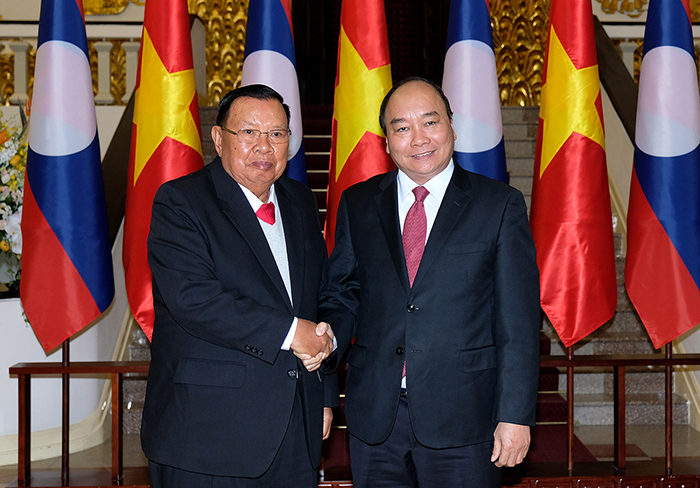 Thủ tướng hội kiến Tổng Bí thư, Chủ tịch nước Lào - Ảnh 1