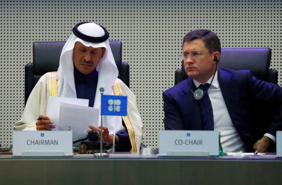 Nga - OPEC giảm mạnh nguồn cung để cứu giá dầu - Ảnh 1
