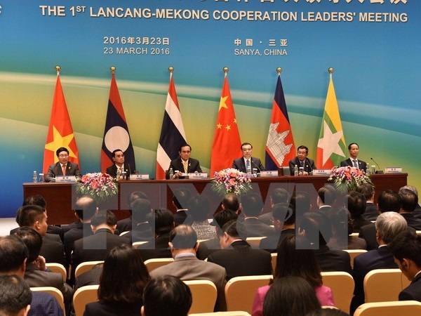 Ngoại trưởng 5 nước ASEAN thảo luận hợp tác Mê Kong - Lan Thương với Trung Quốc - Ảnh 1
