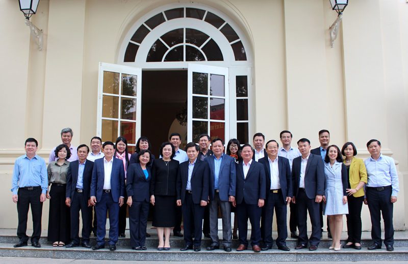 Ban Tuyên giáo Thành ủy Hà Nội tổ chức tọa đàm trao đổi kinh nghiệm giữa 5 thành phố trực thuộc Trung ương - Ảnh 2