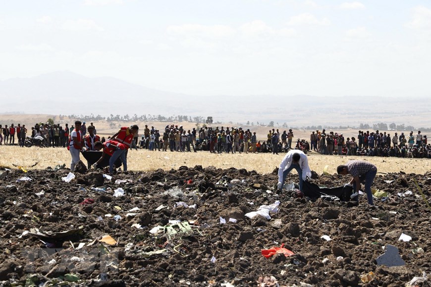 [Ảnh] Hiện trường tai nạn máy bay thảm khốc của Ethiopian Airlines - Ảnh 2