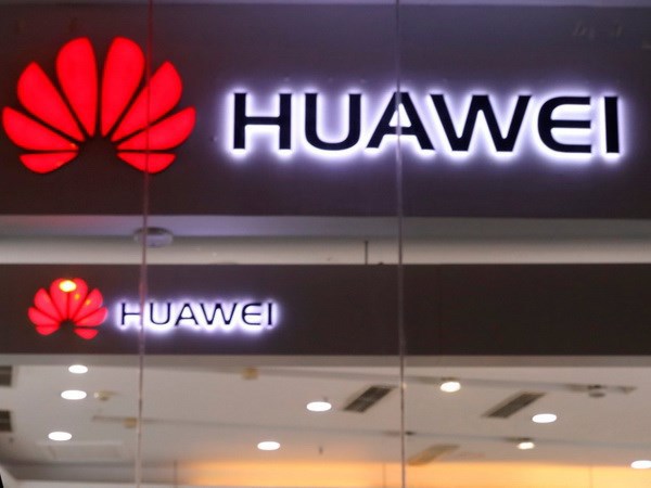 Huawei sa thải nhân viên bị cáo buộc làm gián điệp ở Ba Lan - Ảnh 1
