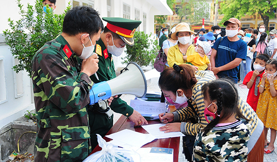 Thừa Thiên Huế: 360 công dân trở về từ Lào hoàn thành thời gian cách ly - Ảnh 2