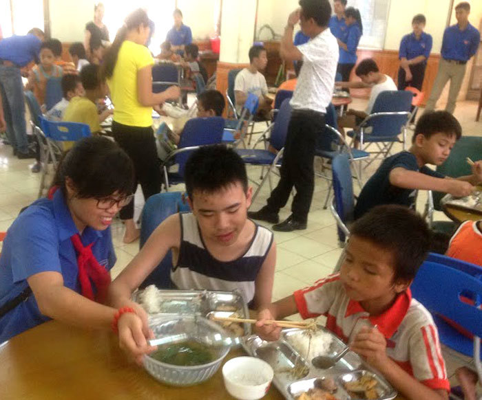 Nguyễn Thị Huyền Trang: Mong muốn làm thiện nguyện để cống hiến nhiều hơn - Ảnh 1