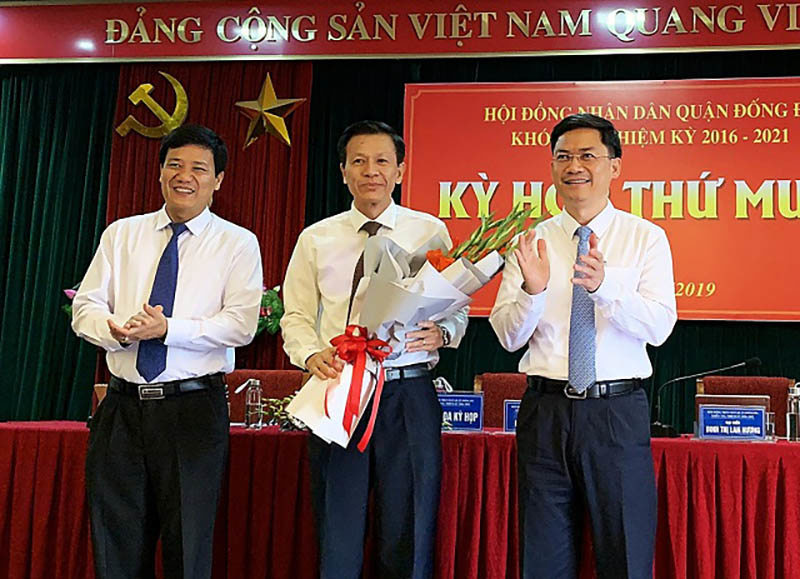 Ông Đặng Việt Quân giữ chức Chủ tịch HĐND quận Đống Đa - Ảnh 1