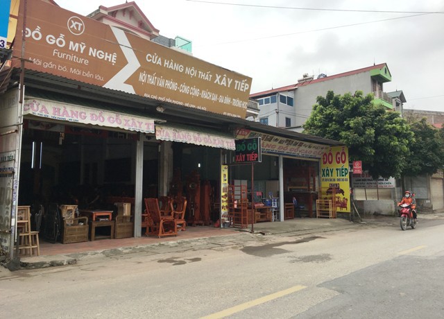 Huyện Mê Linh: Nhiều cửa hàng vẫn mở cửa trong ngày đầu cách ly toàn xã hội - Ảnh 6