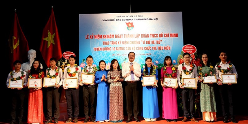 Thanh niên Khối CCQ TP Hà Nội góp phần nâng cao hiệu quả hệ thống chính trị - Ảnh 2