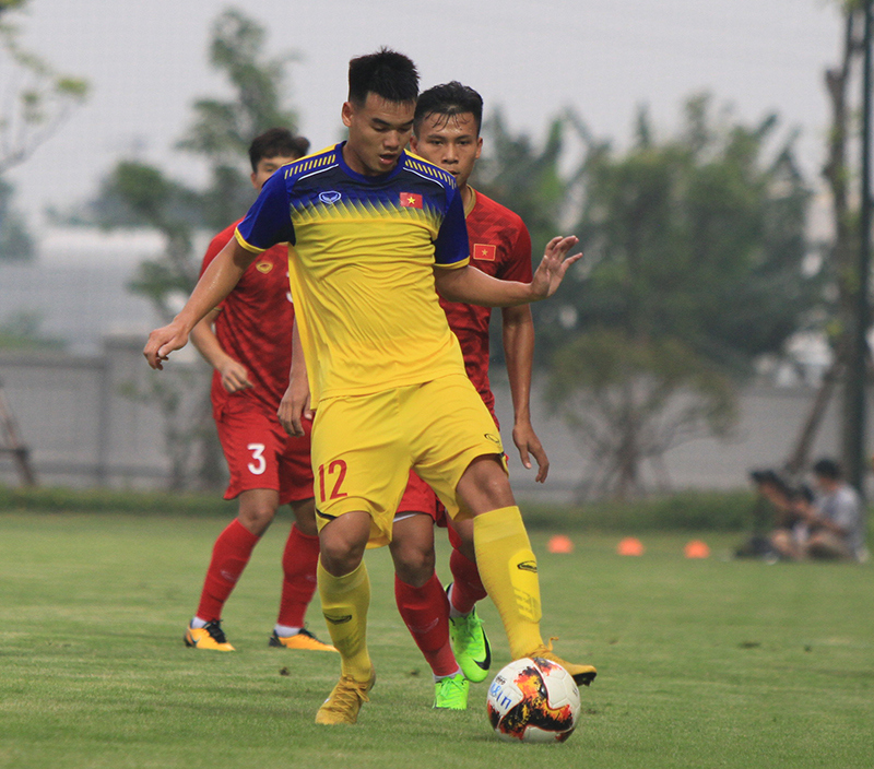 Martin Lo kiến tạo, U23 Việt Nam có chiến thắng trước U18 Việt Nam - Ảnh 3