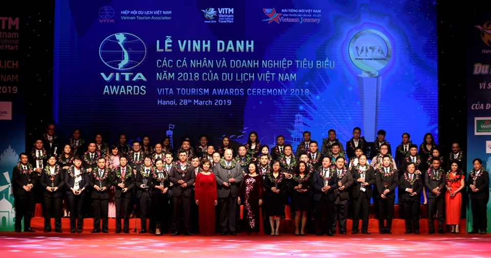 Tôn vinh 269 cá nhân và doanh nghiệp du lịch hàng đầu Việt Nam - Ảnh 1