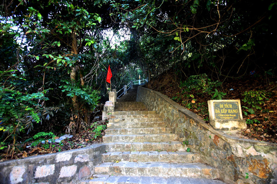 Chiêm ngưỡng Vân Sơn Tự - ngôi chùa đẹp nhất Việt Nam - Ảnh 13