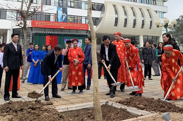 Chủ tịch Nguyễn Đức Chung dự lễ phát động Tết trồng cây tại quận Nam Từ Liêm - Ảnh 3