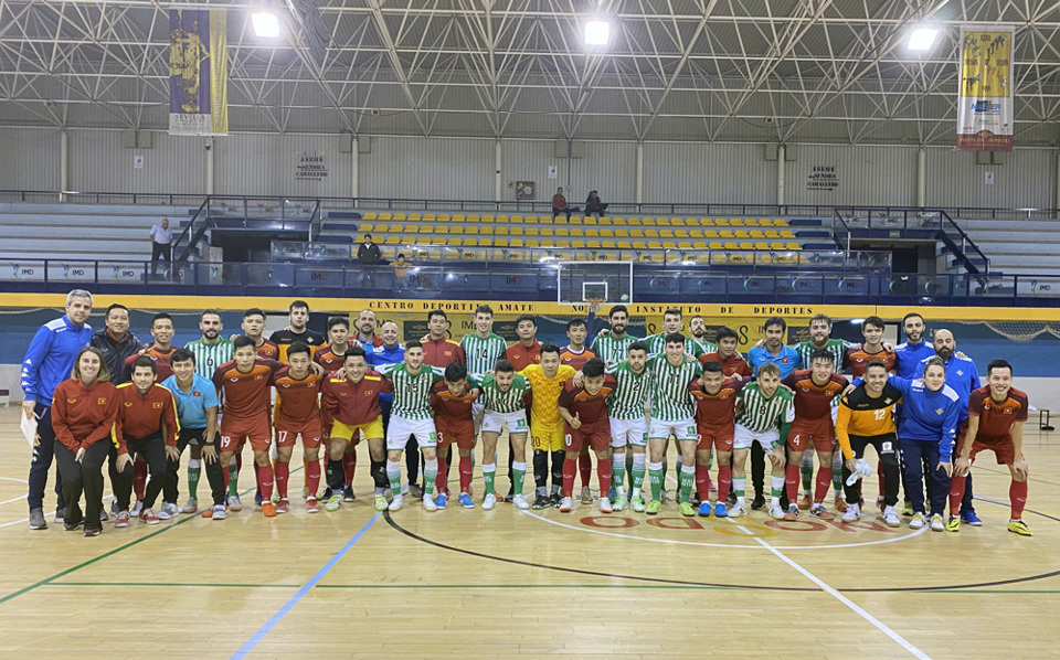 ĐT futsal Việt Nam thua trận giao hữu cuối cùng tại Tây Ban Nha - Ảnh 1