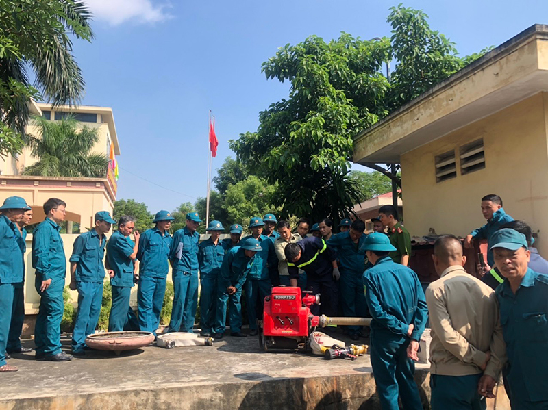 Hoàng Mai: Hàng trăm giáo viên tham gia tập huấn phòng cháy chữa cháy - Ảnh 4