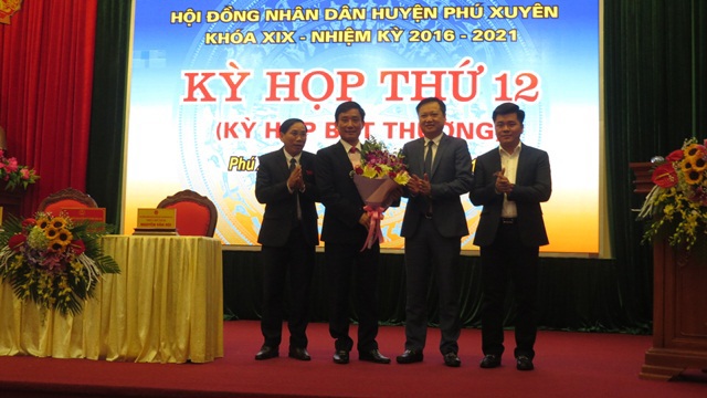 Ông Trần Công Thành giữ chức Chủ tịch HĐND huyện Phú Xuyên - Ảnh 1