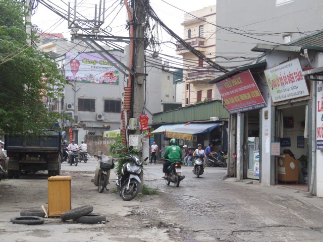 Con đường khổ ải ở phường Vĩnh Hưng, quận Hoàng Mai - Ảnh 1