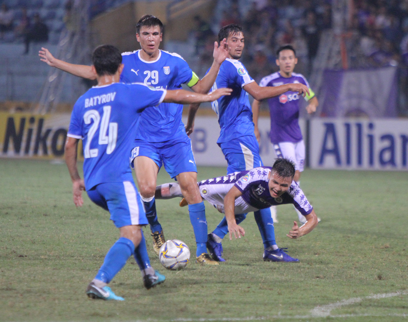 Vi phạm quy chế của AFC, Hà Nội FC bị "cấm cửa" tại các giải châu lục - Ảnh 1