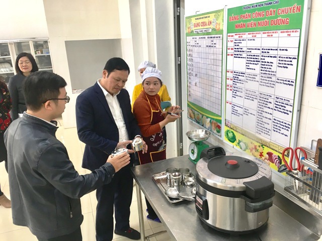 Huyện Thanh Oai dự kiến chi 1,2 tỷ đồng mua trang phục thanh tra an toàn thực phẩm - Ảnh 1