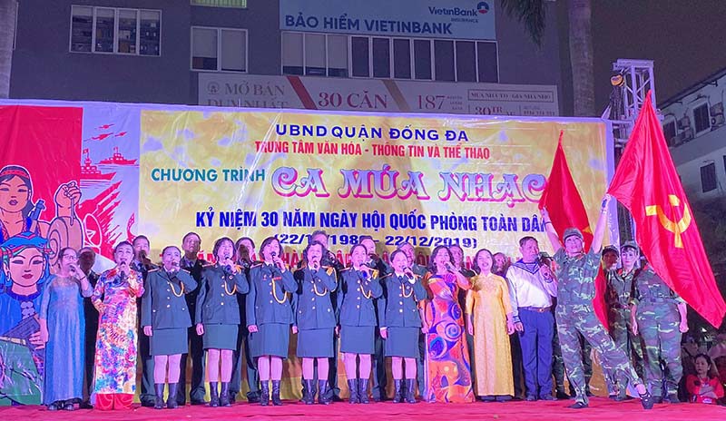 Quận Đống Đa giao lưu văn nghệ chào mừng ngày thành lập Quân đội Nhân dân Việt Nam - Ảnh 1