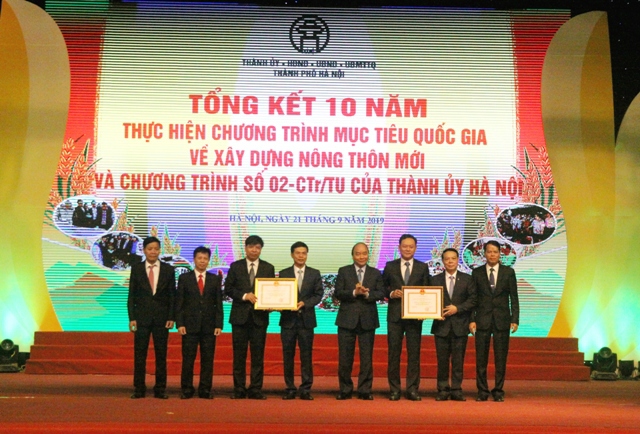 Thủ tướng Chính phủ Nguyễn Xuân Phúc: Nông thôn Hà Nội phải là hạt nhân phát triển tiên tiến, đi trước và dẫn đầu cả nước - Ảnh 3