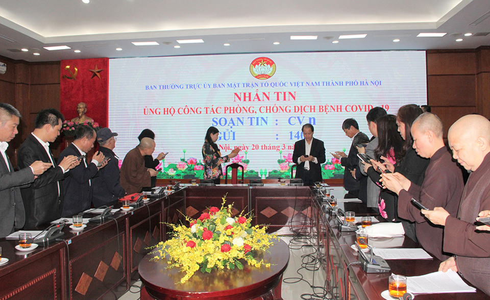 Mặt trận thành phố Hà Nội tiếp nhận ủng hộ phòng chống dịch Covid-19 trị giá hơn 4 tỷ đồng - Ảnh 2