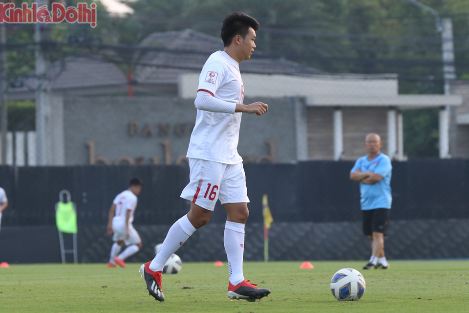 [Ảnh] U23 Việt Nam thiệt quân, thầy Park đau đầu trước trận đấu với U23 Triều Tiên - Ảnh 13