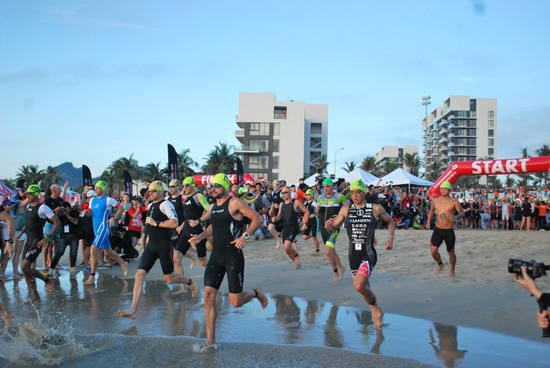 Sôi động giải Ironman Vietnam 2019 - Ảnh 1